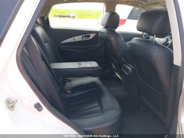 JN1BJ0RR9HM408432 Infiniti QX50