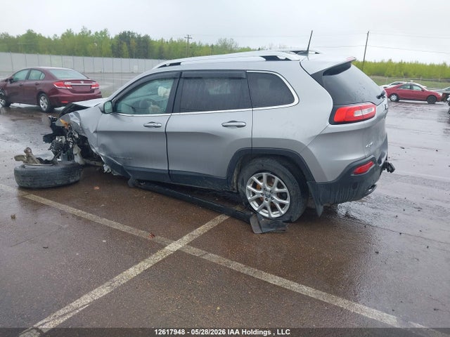 Продажа на аукционе авто 2016 Jeep Cherokee Latitude, vin: 1C4PJMCS8GW201992, номер лота: 12617948