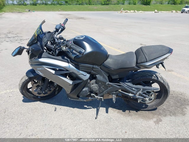 Kawasaki Ex650 F 2014 JKAEXEF10EDA17344 Image 9