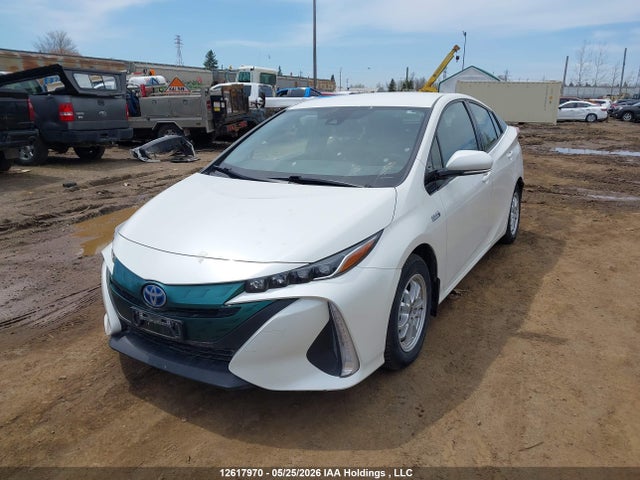 Toyota Prius Prime Upgrade 2018 JTDKARFP7J3078497 Image 2