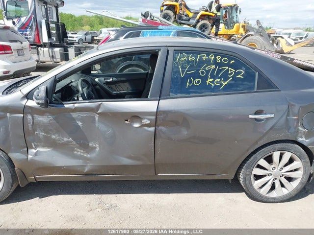 12617980 :رقم المزاد ، KNAFU4A29D5691752 vin ، 2013 Kia Forte Ex مزاد بيع