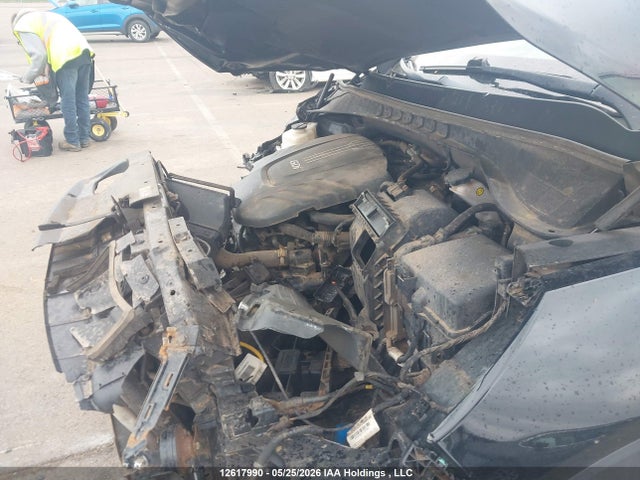 5XYPGDA58JG390059 KIA Sorento 3.3l Lx