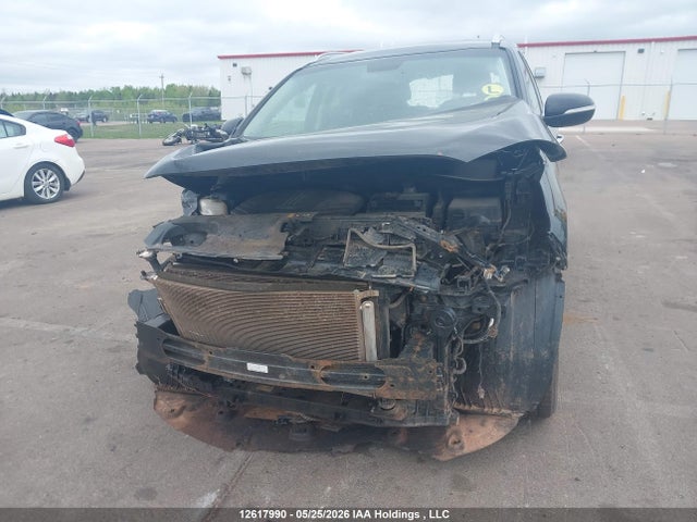 5XYPGDA58JG390059 KIA Sorento 3.3l Lx
