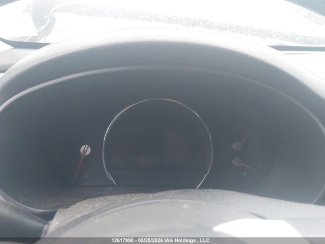 5XYPGDA58JG390059 KIA Sorento 3.3l Lx