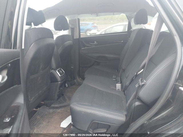 5XYPGDA58JG390059 KIA Sorento 3.3l Lx
