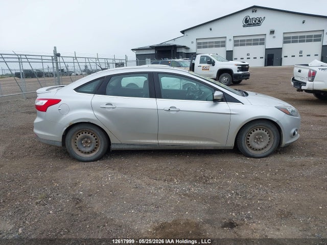 1FADP3J2XEL261341 Ford Focus Titanium