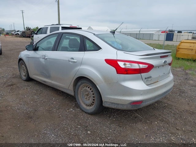 1FADP3J2XEL261341 Ford Focus Titanium