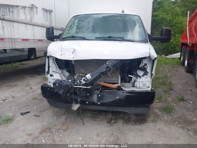 1HA6GVC71RN006123 Chevrolet Express Cutaway 4500 Van
