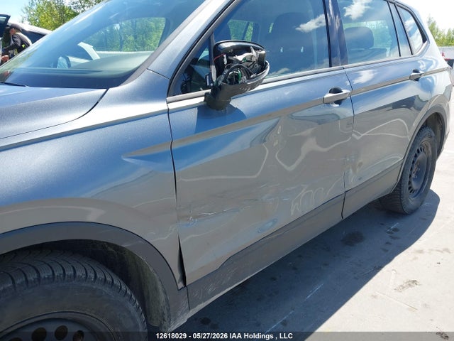 Продажа на аукционе авто 2021 Volkswagen Tiguan Trendline, vin: 3VV0B7AX7MM102219, номер лота: 12618029