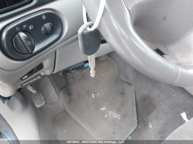 Продажа на аукционе авто 2002 Ford Taurus Se, vin: 1FAFP53U12G172832, номер лота: 12618043