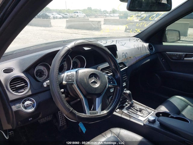 12618060 :رقم المزاد ، WDDGF8JB8DA751252 vin ، 2013 Mercedes-benz C 350 4matic مزاد بيع