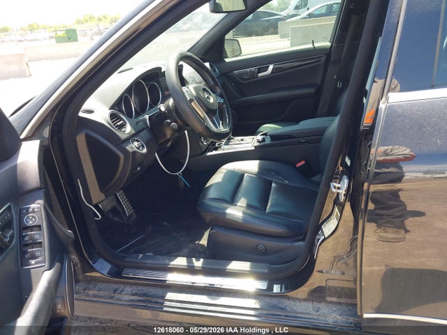 12618060 :رقم المزاد ، WDDGF8JB8DA751252 vin ، 2013 Mercedes-benz C 350 4matic مزاد بيع