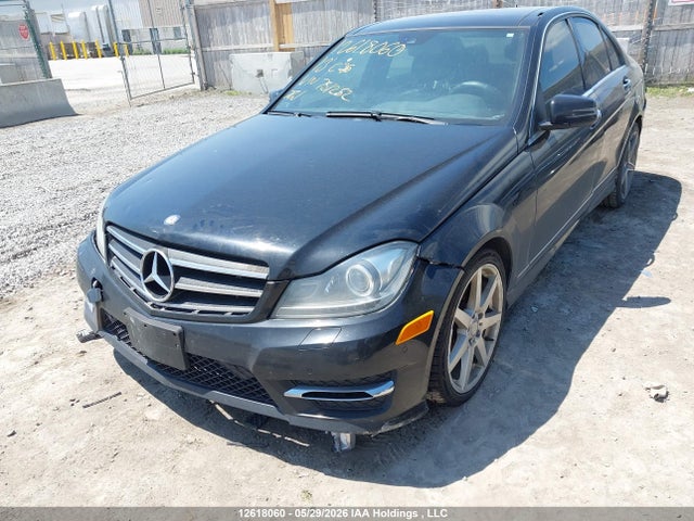 12618060 :رقم المزاد ، WDDGF8JB8DA751252 vin ، 2013 Mercedes-benz C 350 4matic مزاد بيع