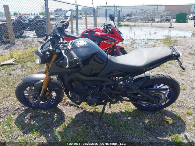 Продажа на аукционе авто 2014 Yamaha Fz09, vin: JYARN33N3EA000038, номер лота: 12618073
