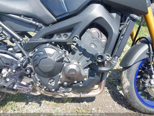 Продажа на аукционе авто 2014 Yamaha Fz09, vin: JYARN33N3EA000038, номер лота: 12618073