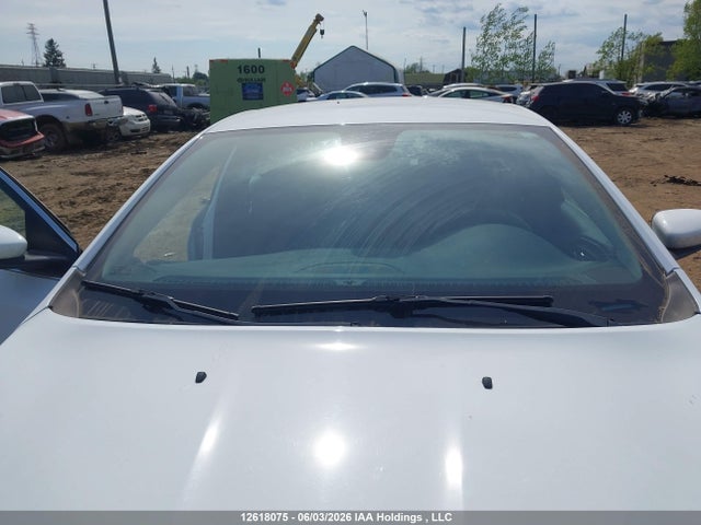 Продаж на аукціоні авто 2016 Chrysler 200 Lx, vin: 1C3CCCFB7GN130888, номер лоту: 12618075