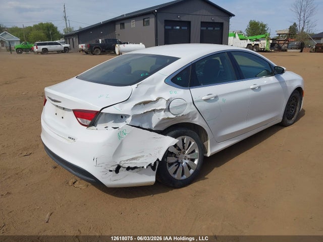 Продаж на аукціоні авто 2016 Chrysler 200 Lx, vin: 1C3CCCFB7GN130888, номер лоту: 12618075