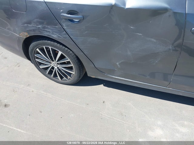 Aukcja sprzedaży 2014 Volkswagen Jetta 1.8 Tsi Highline, vin: 3VWL07AJ0EM268075, numer aukcji: 12618078