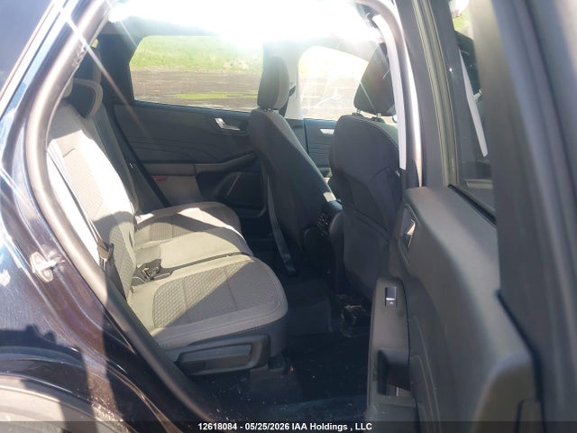 12618084 :رقم المزاد ، 1FMCU9G61MUA20834 vin ، 2021 Ford Escape Se مزاد بيع