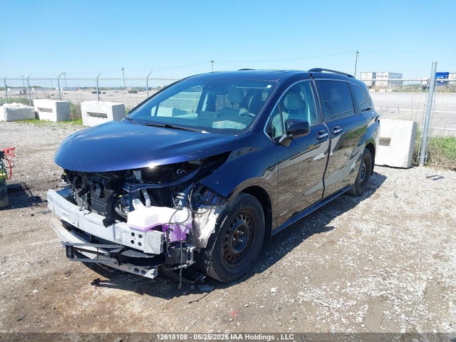 2021 Toyota Sienna Le/xle/xse/limited/platinum მანქანა იყიდება აუქციონზე, vin: 5TDGRKECXMS045937, აუქციონის ნომერი: 12618108