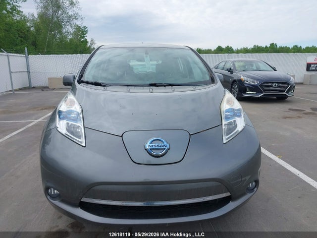 12618119 :رقم المزاد ، 1N4AZ0CP0FC302095 vin ، 2015 Nissan Leaf مزاد بيع