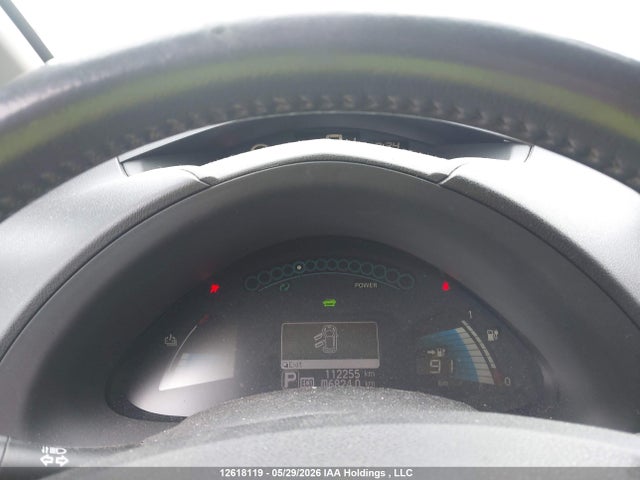 12618119 :رقم المزاد ، 1N4AZ0CP0FC302095 vin ، 2015 Nissan Leaf مزاد بيع