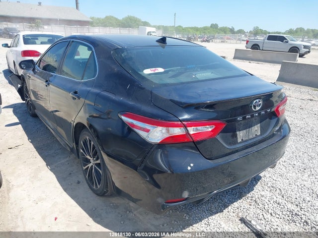 2020 Toyota Camry მანქანა იყიდება აუქციონზე, vin: 4T1J11AK5LU941444, აუქციონის ნომერი: 12618130