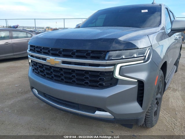 2021 Chevrolet Suburban Ls მანქანა იყიდება აუქციონზე, vin: 1GNSKBKDXMR404821, აუქციონის ნომერი: 12618144