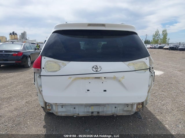 Auction sale of the 2014 Toyota Sienna Le, vin: 5TDKK3DC2ES495606, lot number: 12618150