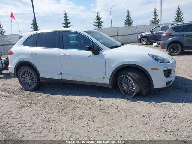 Aukcja sprzedaży 2017 Porsche Cayenne S, vin: WP1AB2A23HLA52967, numer aukcji: 12618153