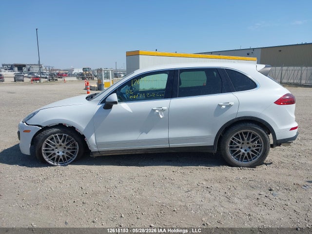 Aukcja sprzedaży 2017 Porsche Cayenne S, vin: WP1AB2A23HLA52967, numer aukcji: 12618153