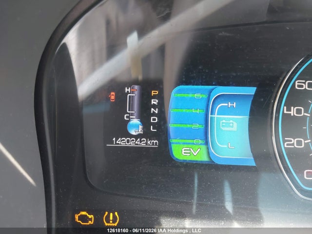 12618160 :رقم المزاد ، 3FADP0L37AR217426 vin ، 2010 Ford Fusion Hybrid Hybrid مزاد بيع