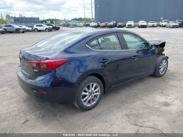 12618161 :رقم المزاد ، 3MZBN1V73JM225868 vin ، 2018 Mazda 3 Gs مزاد بيع