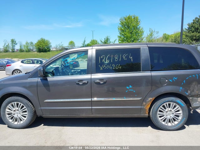 2C4RC1CG5FR504264 Chrysler Town &amp; Country