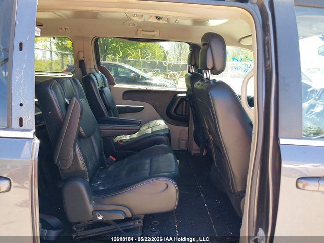 2C4RC1CG5FR504264 Chrysler Town &amp; Country