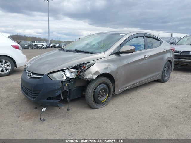 2016 Hyundai Elantra L+ მანქანა იყიდება აუქციონზე, vin: 5NPDH4AE1GH664946, აუქციონის ნომერი: 12608892