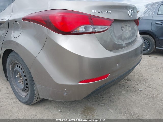 2016 Hyundai Elantra L+ მანქანა იყიდება აუქციონზე, vin: 5NPDH4AE1GH664946, აუქციონის ნომერი: 12608892