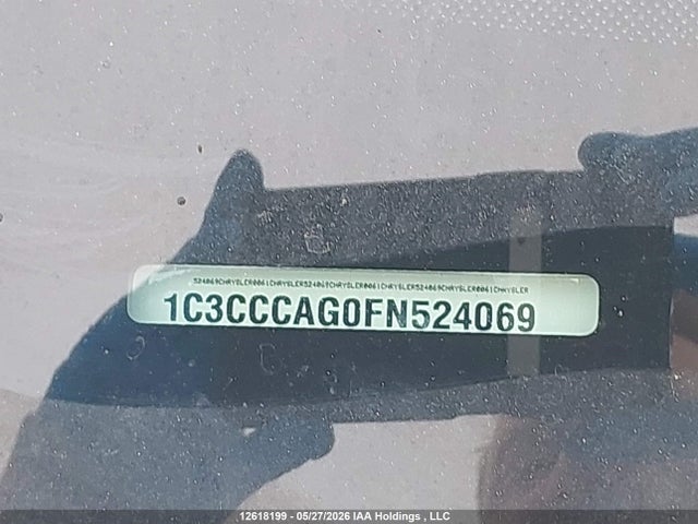 12618199 :رقم المزاد ، 1C3CCCAG0FN524069 vin ، 2015 Chrysler 200 مزاد بيع