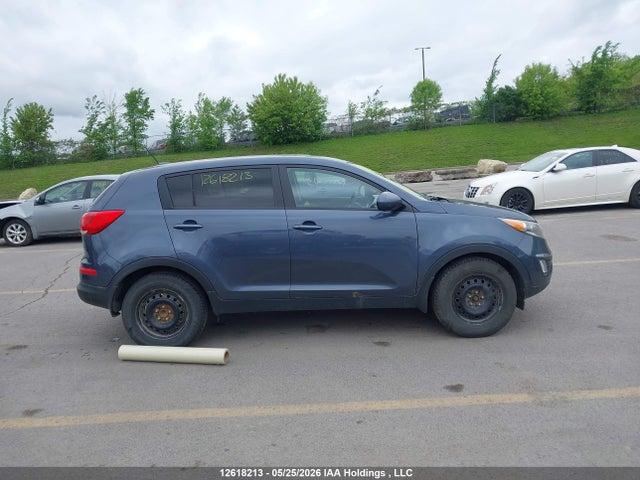 Продажа на аукционе авто 2016 Kia Sportage Lx, vin: KNDPB3AC1G7832662, номер лота: 12618213