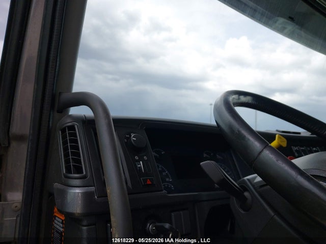 Volvo VNL 2021 4V4NC9EH0MN279401 Image 7