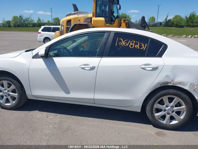 Продажа на аукционе авто 2011 Mazda Mazda3, vin: JM1BL1UF6B1389194, номер лота: 12618231