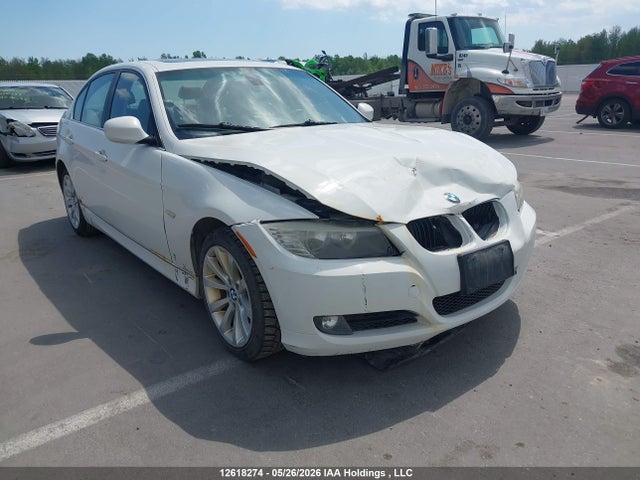 2006 Bmw 330 I მანქანა იყიდება აუქციონზე, vin: WBAVB33536KR76941, აუქციონის ნომერი: 12618274