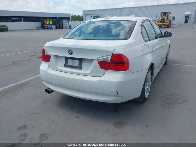 2006 Bmw 330 I მანქანა იყიდება აუქციონზე, vin: WBAVB33536KR76941, აუქციონის ნომერი: 12618274