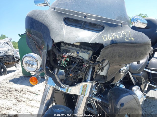 Harley-Davidson Flhtcu Ultra Classic Electra Gld 2015 5HD1FCMA3FB600314 Image 15
