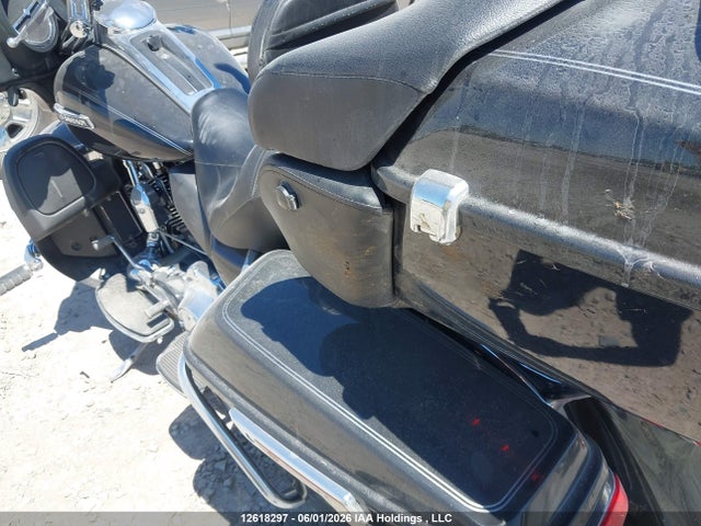 Harley-Davidson Flhtcu Ultra Classic Electra Gld 2015 5HD1FCMA3FB600314 Image 17