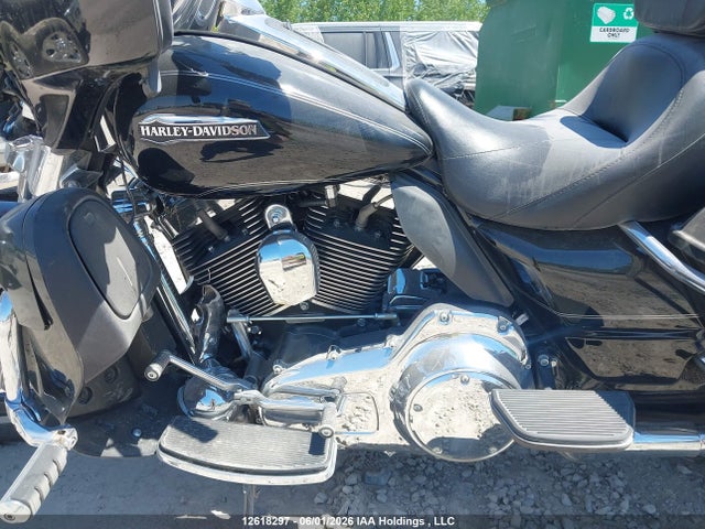 Harley-Davidson Flhtcu Ultra Classic Electra Gld 2015 5HD1FCMA3FB600314 Image 9