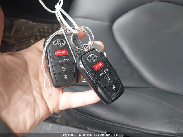 12618302 :رقم المزاد ، 5TDKBRCH6RS625974 vin ، 2024 Toyota Highlander Hybrid Xle مزاد بيع