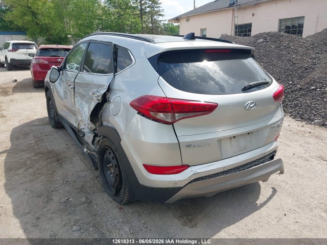 KM8J3CA2XGU043577 Hyundai Tucson