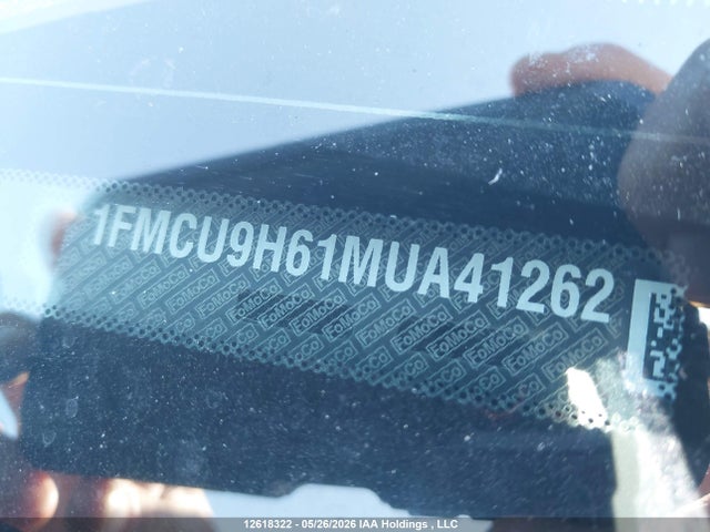 1FMCU9H61MUA41262 Ford ESCAPE SEL