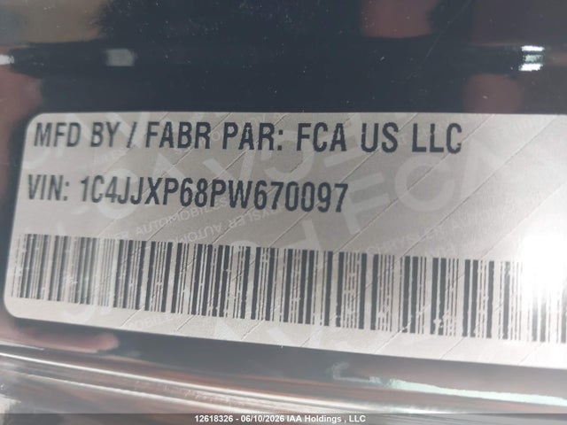12618326 :رقم المزاد ، 1C4JJXP68PW670097 vin ، 2023 Jeep Wrangler 4xe Unlimited Sahara مزاد بيع